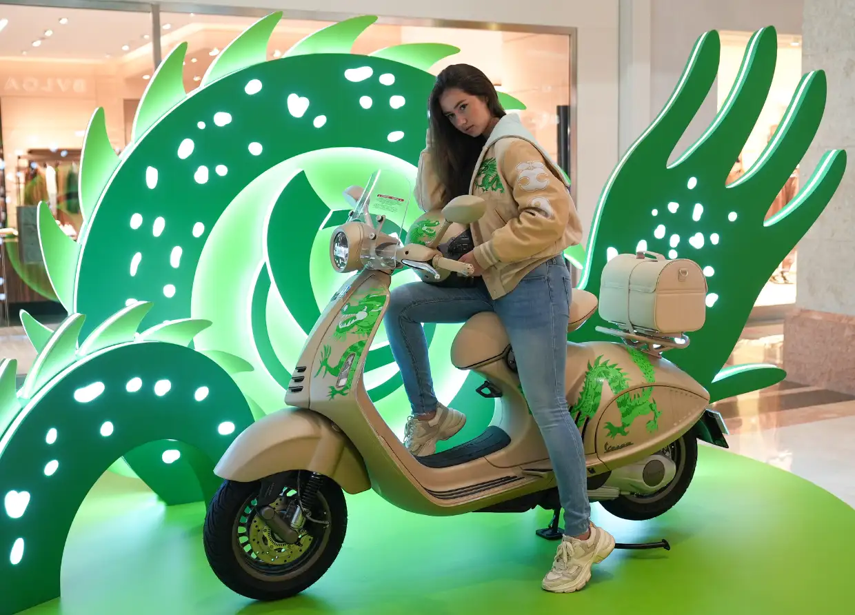 VESPA 946 DRAGON MAKES GRAND ENTRANCE IN INDONESIA