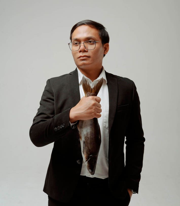 JAVATEKNO - Kisah Gibran Huzaifah, CEO eFishery, Merayakan Kesuksesan Forbes dengan Gaya yang Beda!